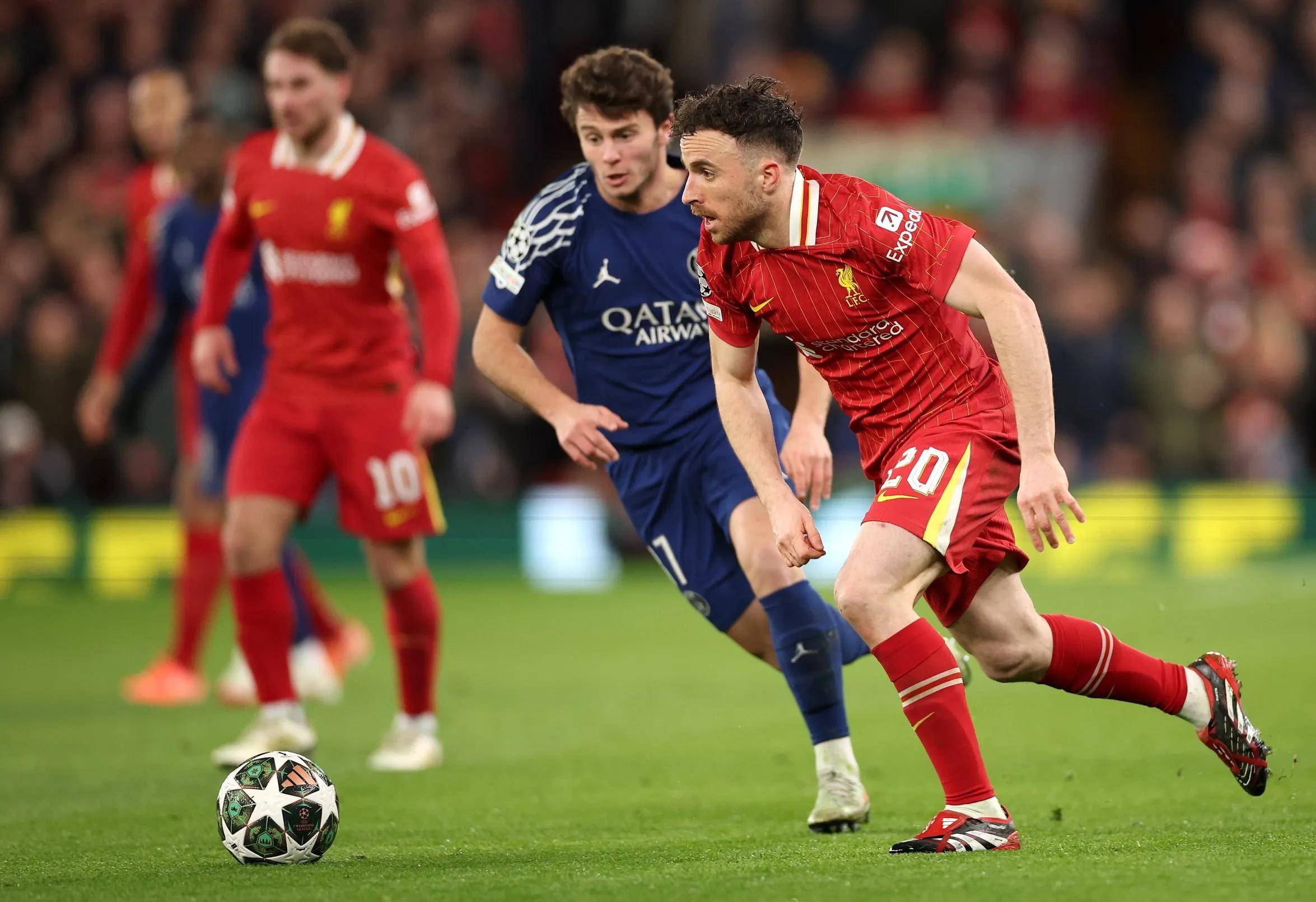 包含欧冠清晨走向成谜，国际米兰回应争议，悬念犹存，阵容厚度经受考验的词条-满冠体育首页入口