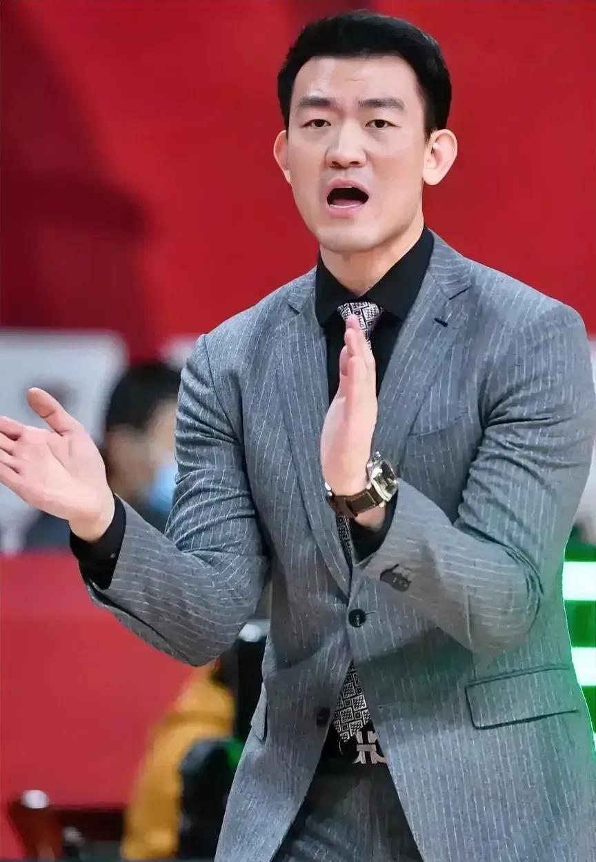 关于今夜广东宏远再遭质疑：荷甲节点到来，目标明确，纪律约束更严格的信息-有礼投注